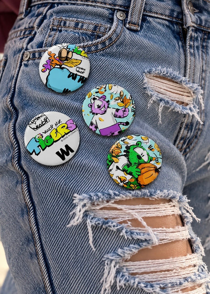 TIGERS™ FALL RAWR! Pin Button Set – Autumn Accessories – VI COMICS™